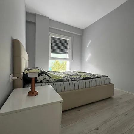 Dea Apartments *